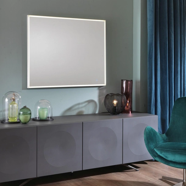 Specchio Lumen con cornice in alluminio di Stones