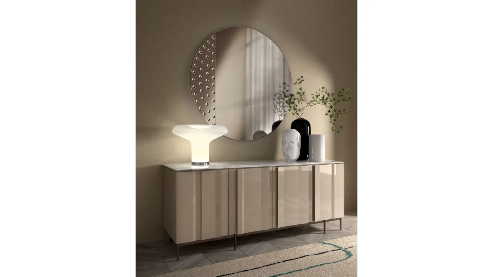 Tavolino di design in laccato supportato da un pannello in melaminico con piedini trasparenti Erica di La Primavera