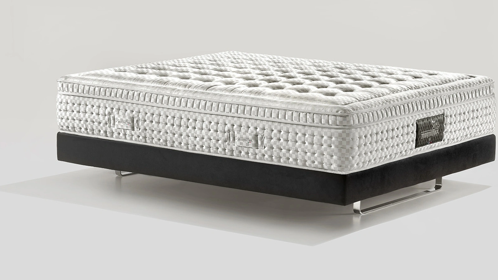 Materasso Magnifico Maestro Dual 14 in elioform, memory, malva, aquabreeze, lino, seta, lana e cashmere di Magniflex