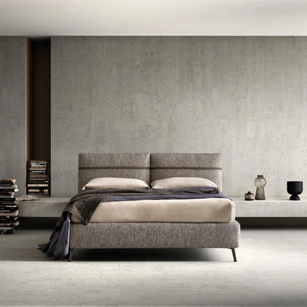 Letto matrimoniale in tessuto con testiera Chop di Bside