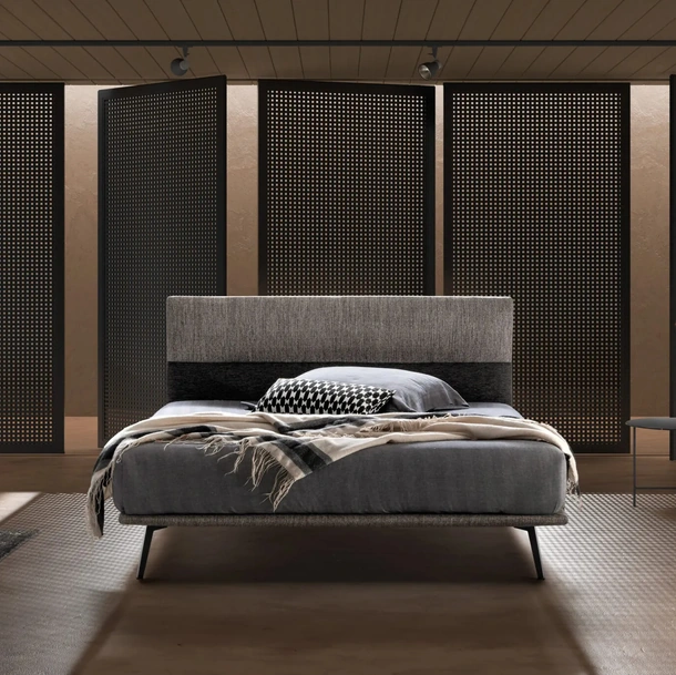 Letto minimal in tessuto con testiera Dance di Bside