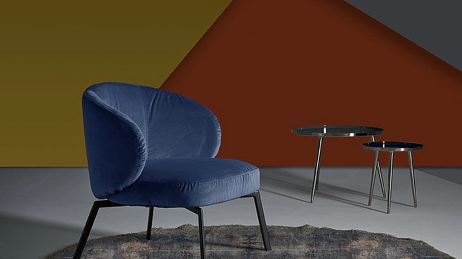 Poltroncina in velluto Dalì di Excò